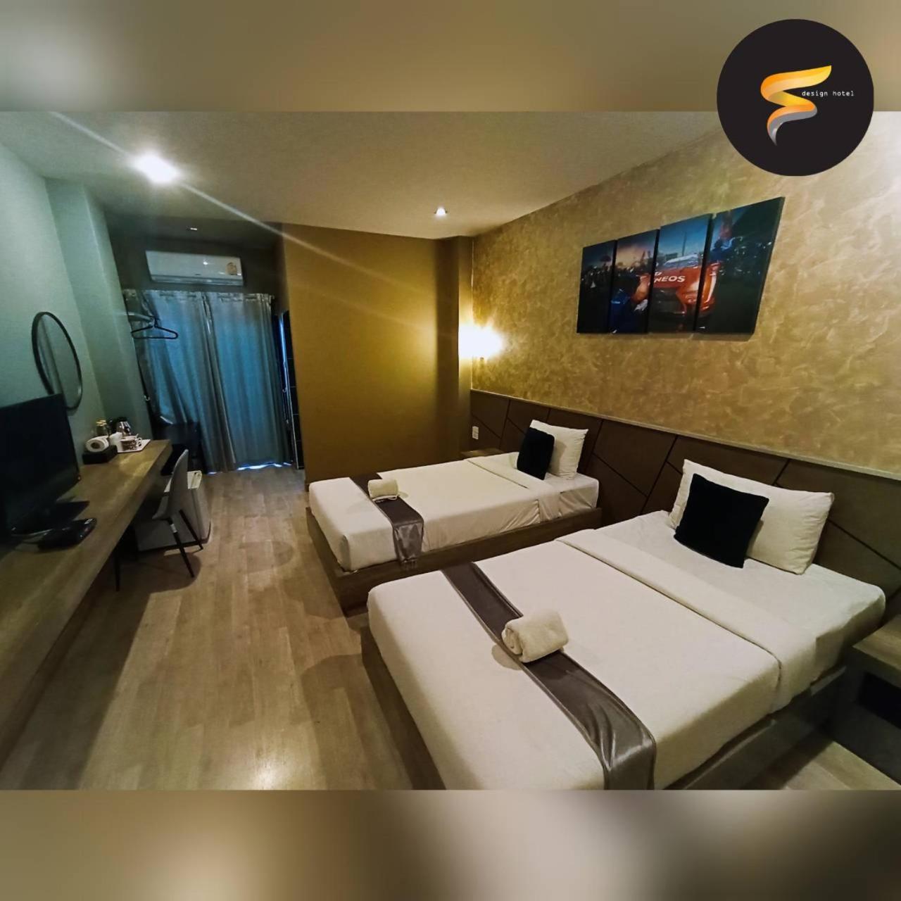 The S Design Hotel Бурирам Екстериор снимка