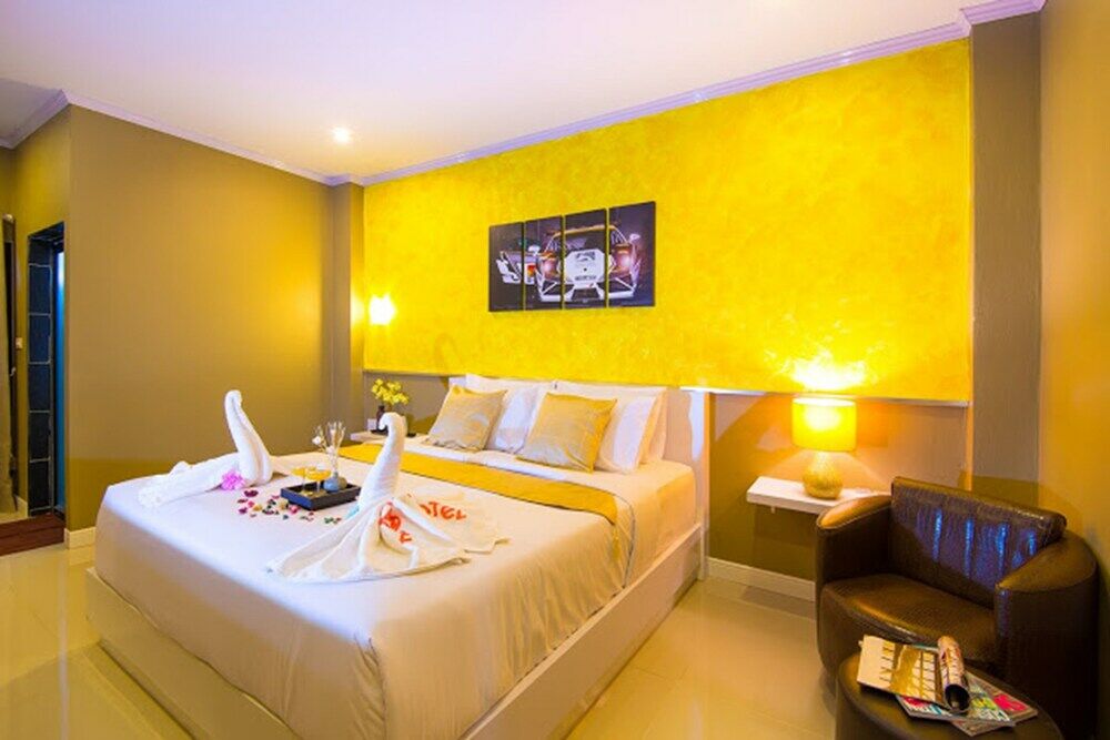The S Design Hotel Бурирам Екстериор снимка