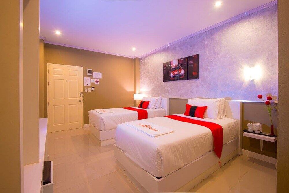 The S Design Hotel Бурирам Екстериор снимка